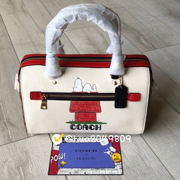 Coach X Peanuts Rowan Satchel With Snoopy - Picture 7 of 10